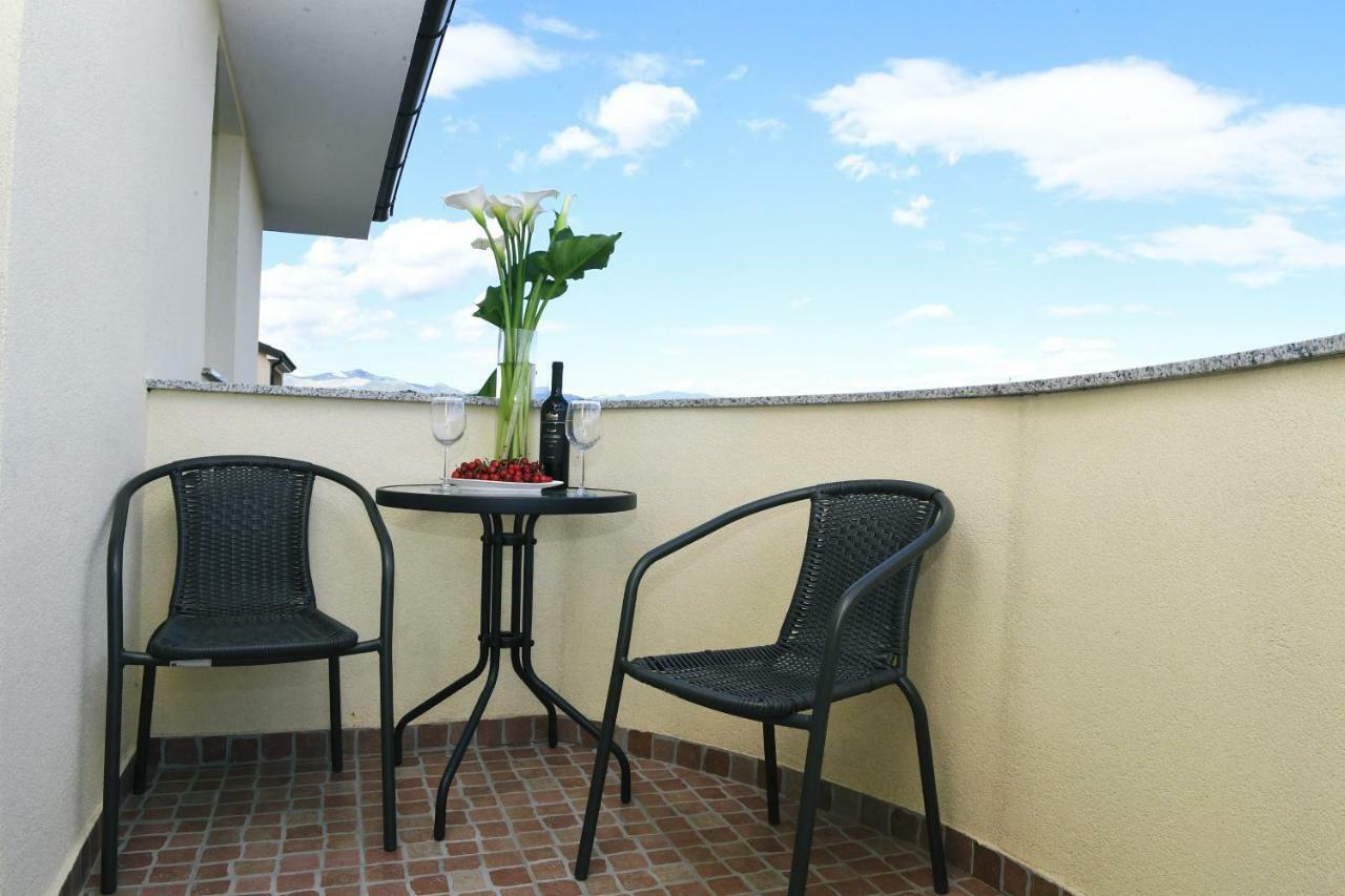 Apartments Trampi Marinici (Primorsko-Goranska) Exterior foto